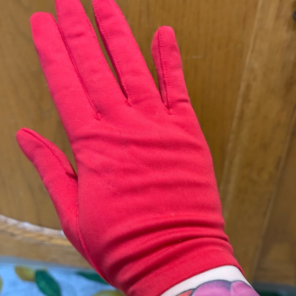 Vintage Vibrant Red Gloves